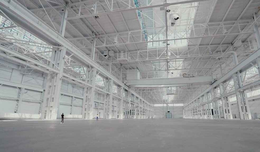 More Photos Of 2450 W Hunting Park Ave, Philadelphia Unknown For Lease