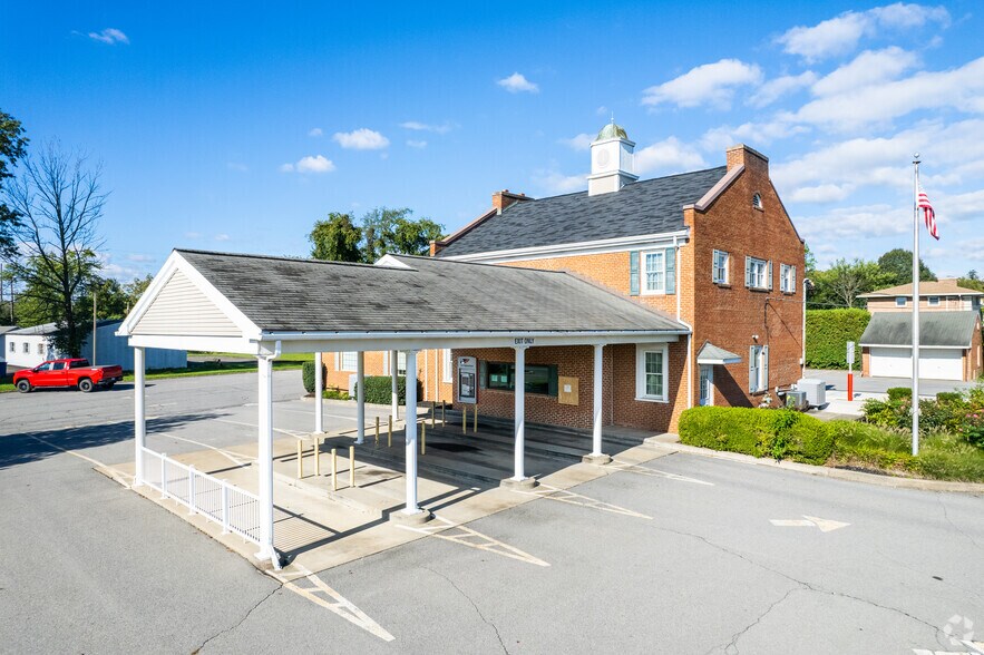 More Photos Of 2625 N Susquehanna Trl, Shamokin Dam Bank For Sale