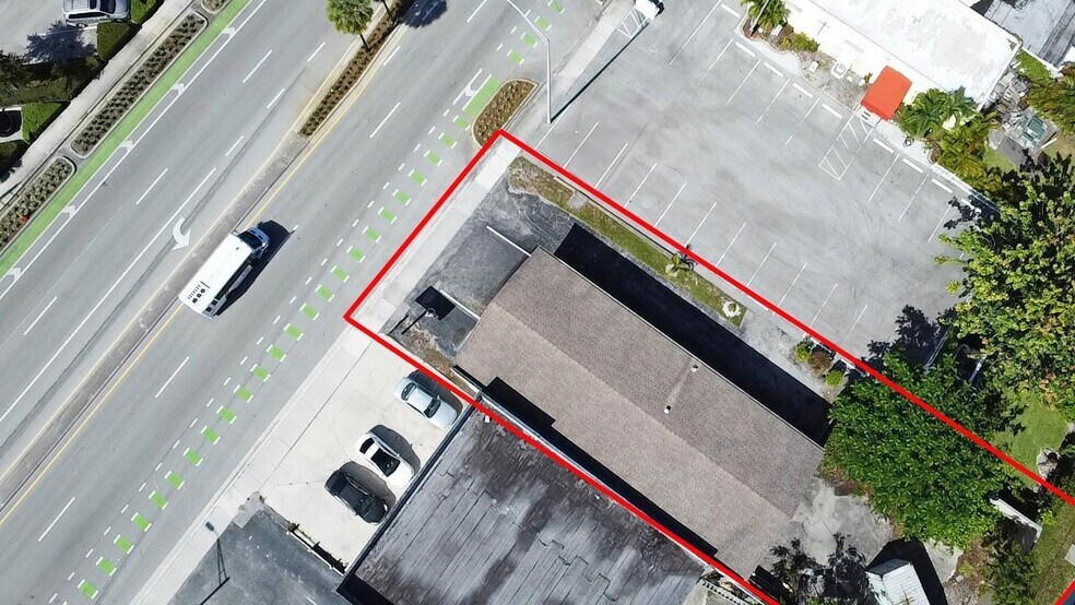 More Photos Of 200 W Prospect Rd, Oakland Park Freestanding For Sale