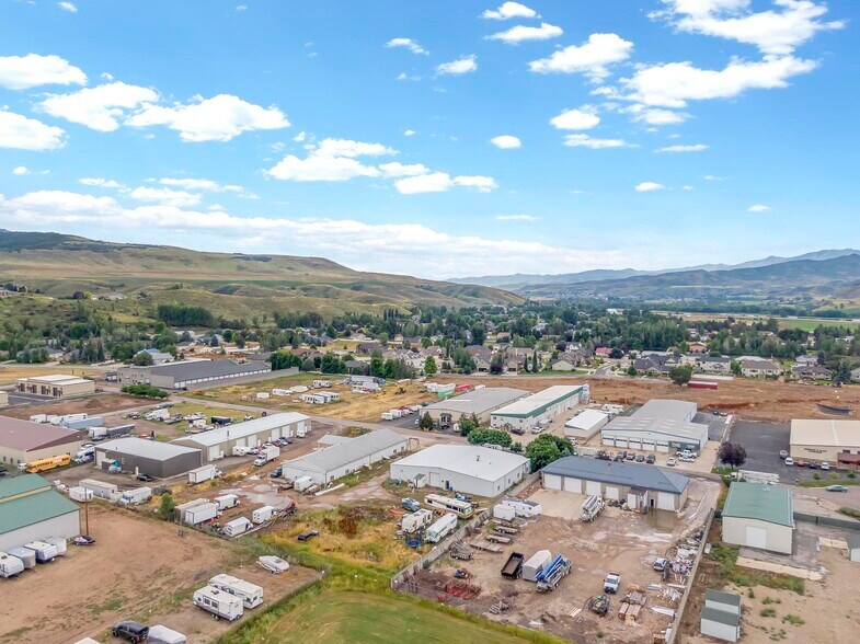 More Photos Of 4116 W 5800 N, Mountain Green Light Manufacturing For Lease