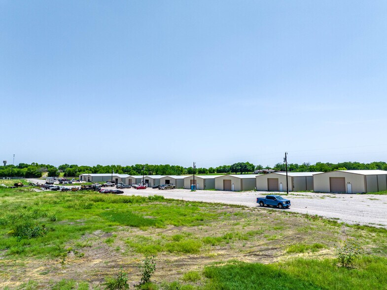 More Photos Of 8723 FM 2728, Terrell Warehouse For Lease