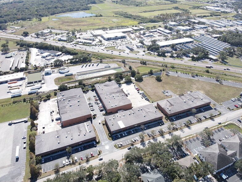 More Photos Of 2335 Commerce Point Dr, Lakeland Unknown For Lease