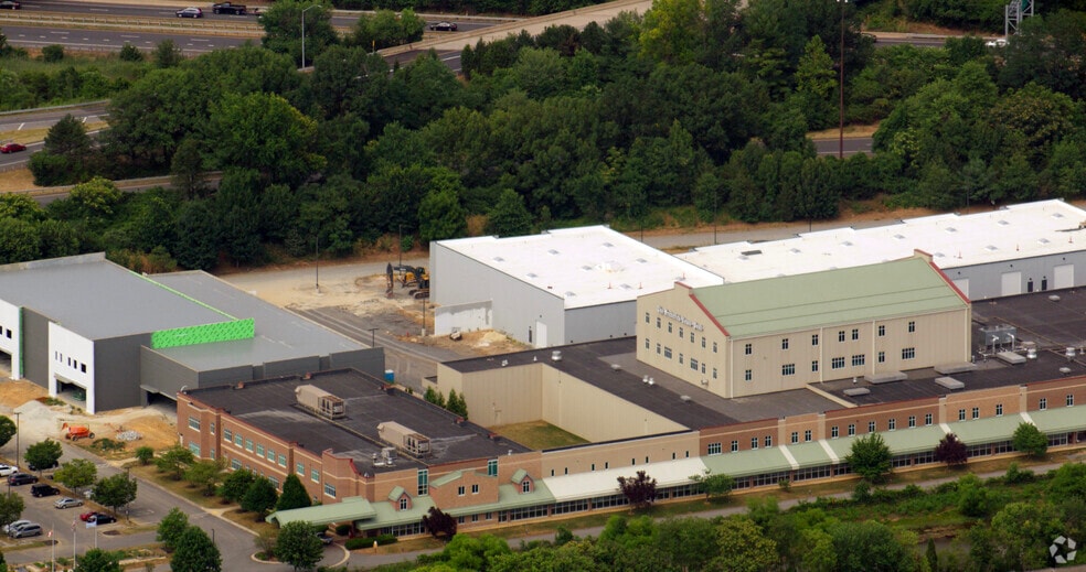 More Photos Of 353 Ballenger Center Dr, Frederick Unknown For Lease