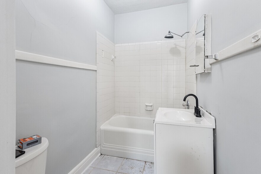 More Photos Of 1601 Stratford Ave, Nashville Apartments For Sale