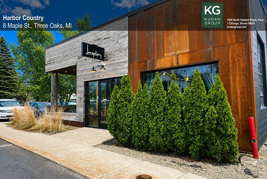 Primary Photo Of 8 Maple St, Three Oaks General Retail For Lease