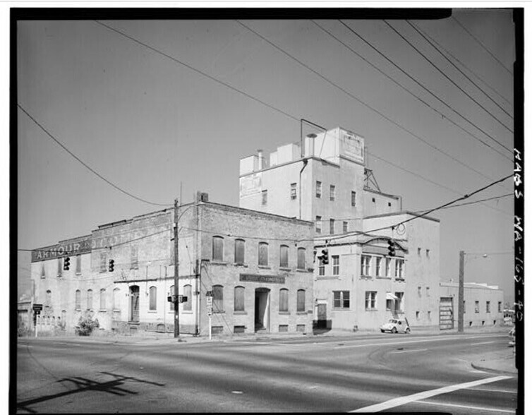 More Photos Of 101 E 26th St, Tacoma Office For Lease