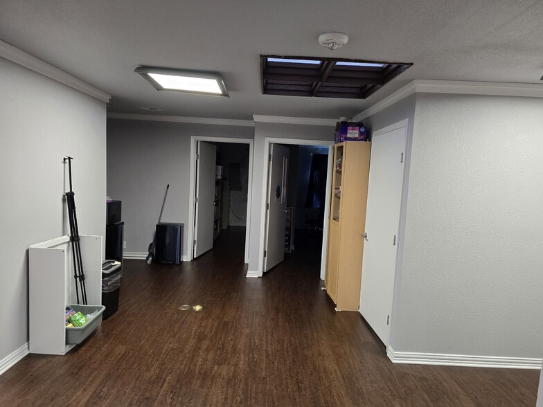 More Photos Of 4515 Lake Shore Dr, Waco Medical For Sale