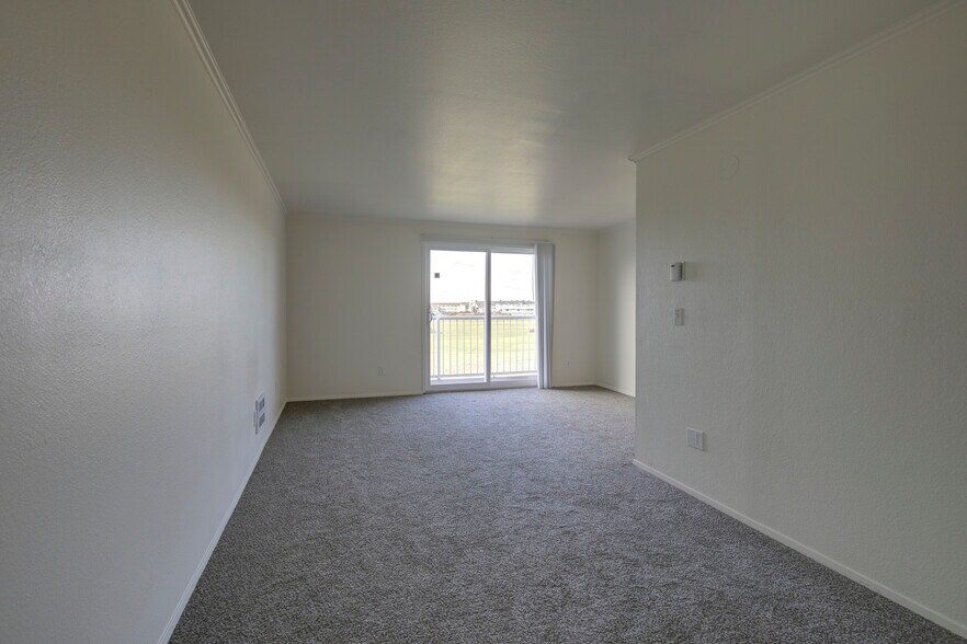 More Photos Of 605 Point Brown Ave NW, Ocean Shores Apartments For Sale