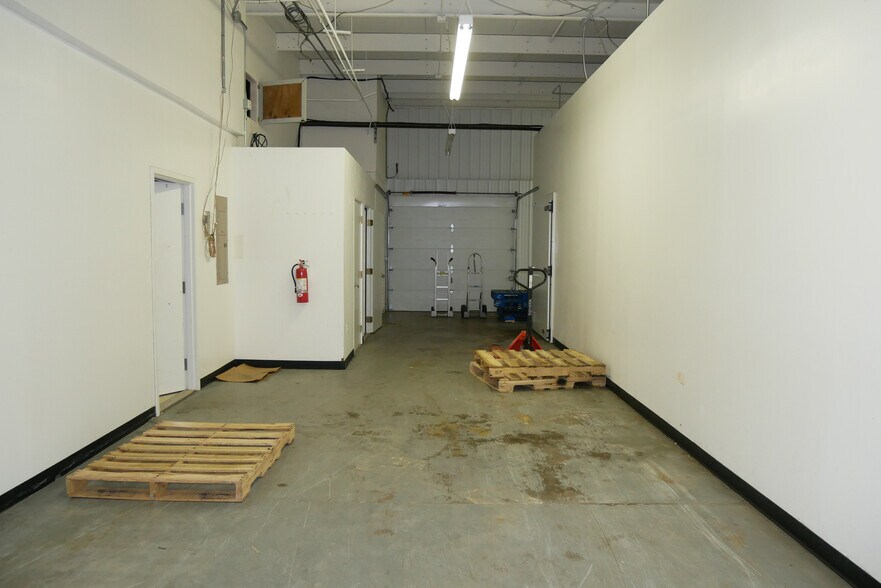 More Photos Of 325 N Central Ave, Owen Warehouse For Sale