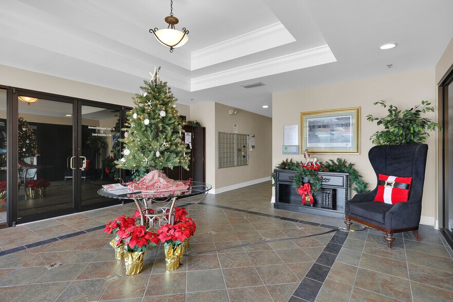 More Photos Of 701 Market St, Saint Augustine Loft Creative Space For Sale