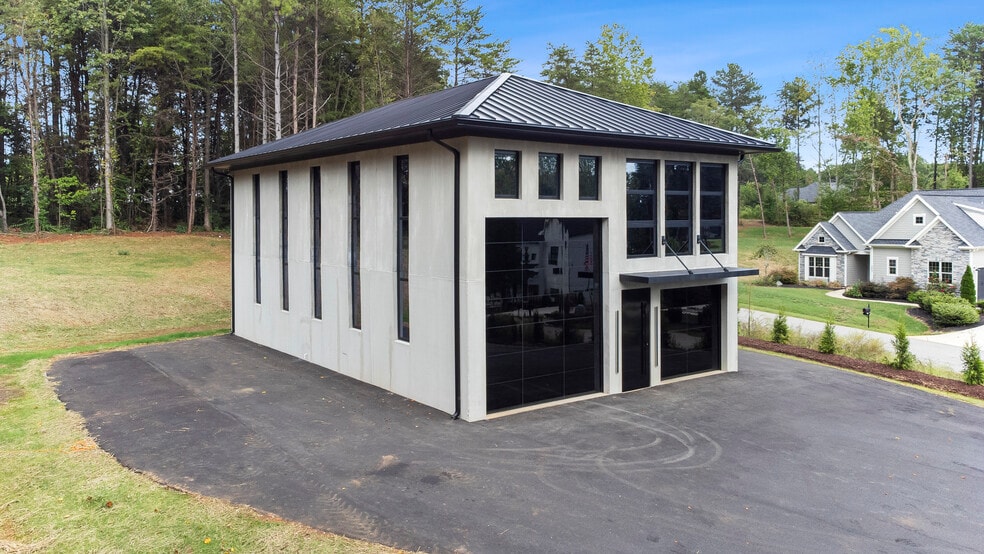 More Photos Of 248 Singleton rd, Mooresville Self Storage For Sale