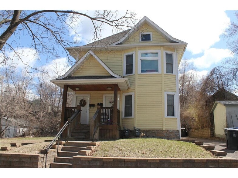 More Photos Of 49 Manitoba Ave, Saint Paul Apartments For Sale