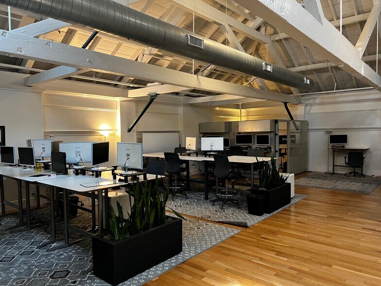 More Photos Of 925 De La Vina St, Santa Barbara Office For Lease