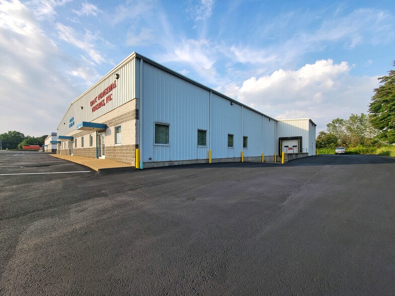 More Photos Of 4805-4809 Atlantic Ave, Erie Warehouse For Lease