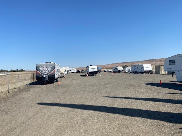 More Photos Of 1075 W Elm Ave, Coalinga Land For Sale