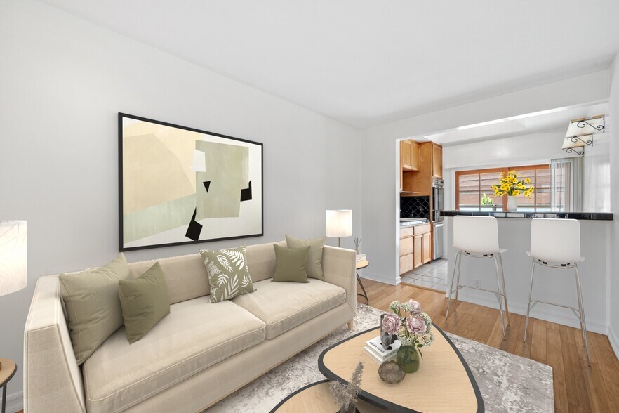 More Photos Of 1726 Abbot Kinney Blvd, Venice Apartments For Sale