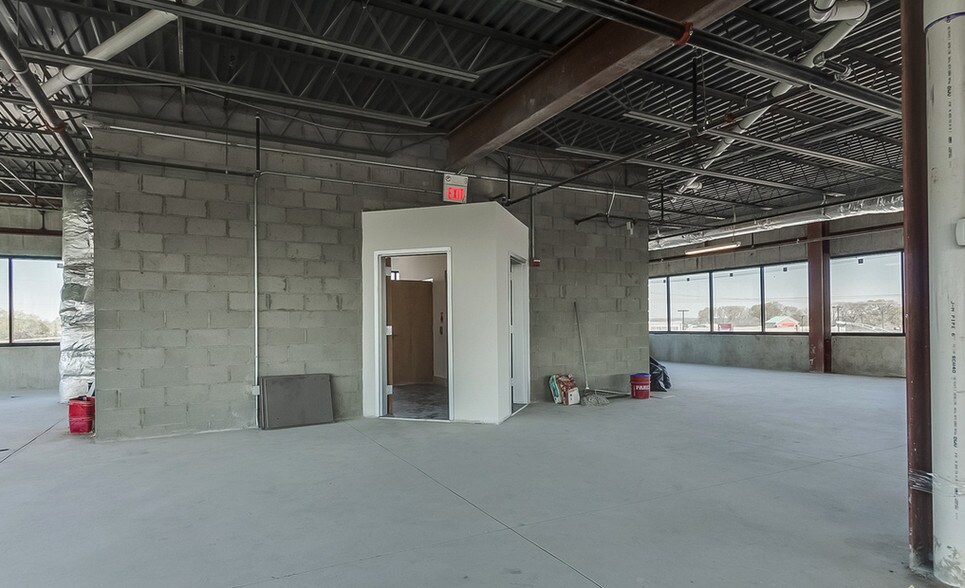 More Photos Of 5801 Ritchie Hwy, Brooklyn Medical For Lease