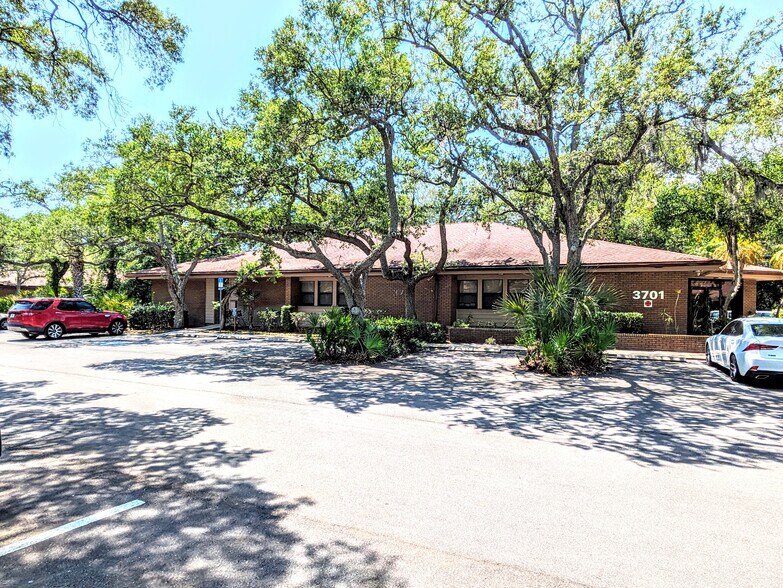 More Photos Of 3701 Cortez Rd W, Bradenton Medical For Sale