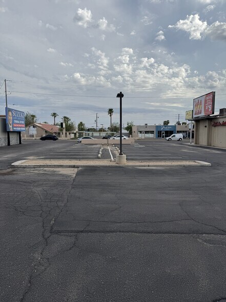 More Photos Of 1516 E Thomas Rd, Phoenix Restaurant For Sale