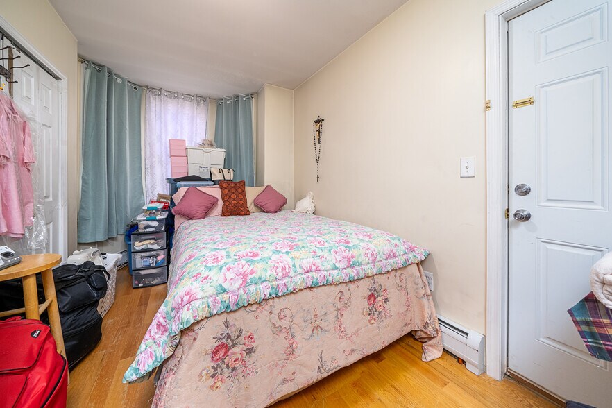 More Photos Of 198 GRIFFITH St, Jersey City Apartments For Sale