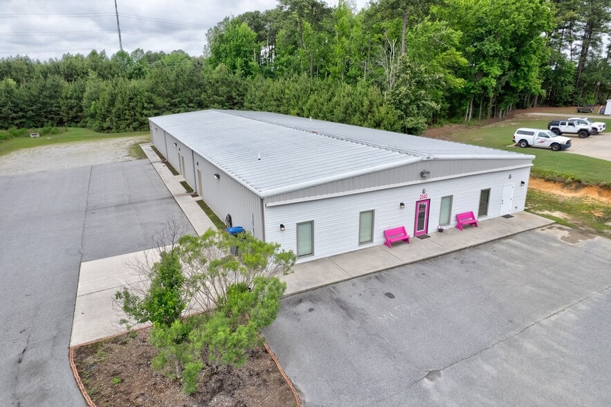 More Photos Of 2040 Fenner Rd, Rocky Mount Warehouse For Sale