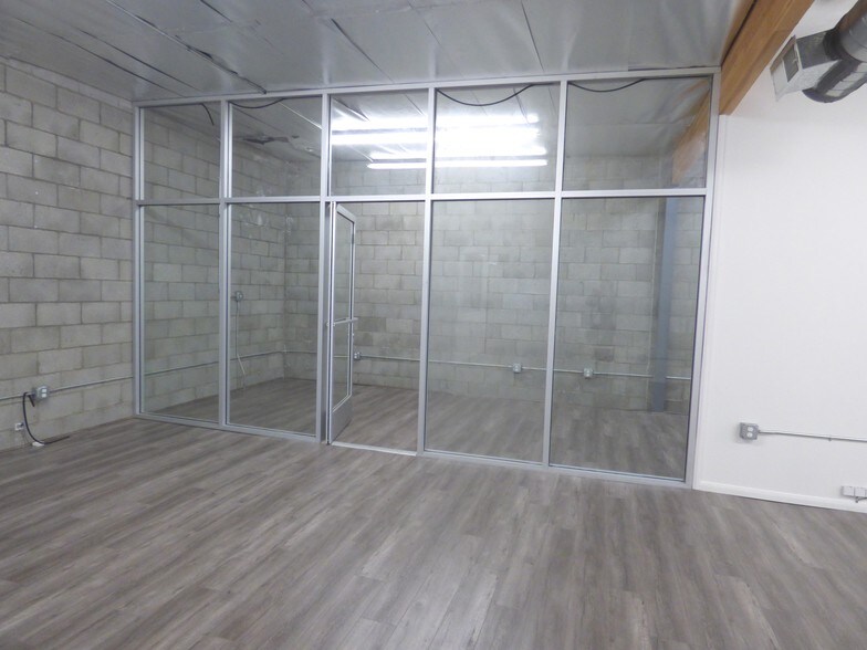 More Photos Of 3608 Griffith Ave, Los Angeles Light Manufacturing For Lease