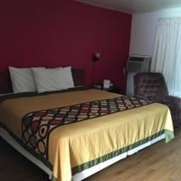 More Photos Of W1915 Flame Rd, Marinette Hotel For Sale