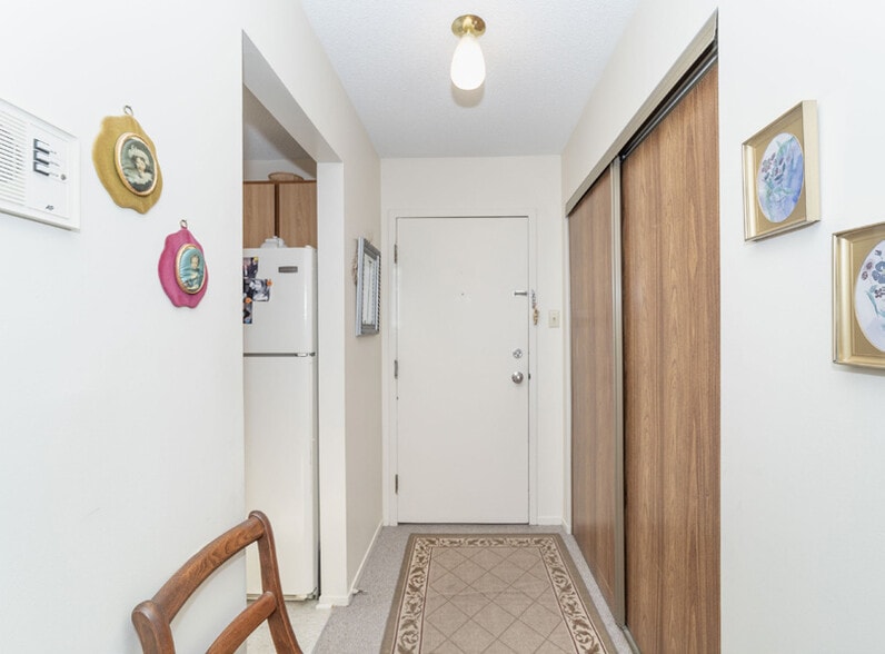 More Photos Of 4 Robert St, Arnprior Apartments For Sale