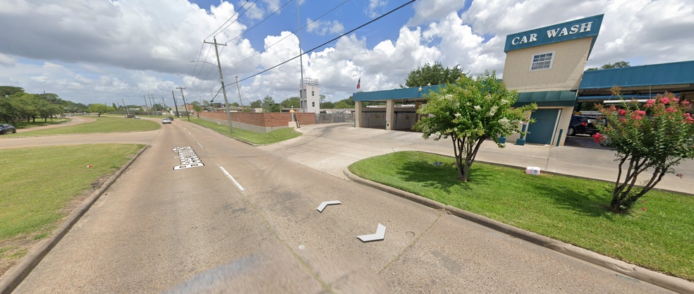 More Photos Of 4300 Beechnut St, Bellaire Carwash For Sale