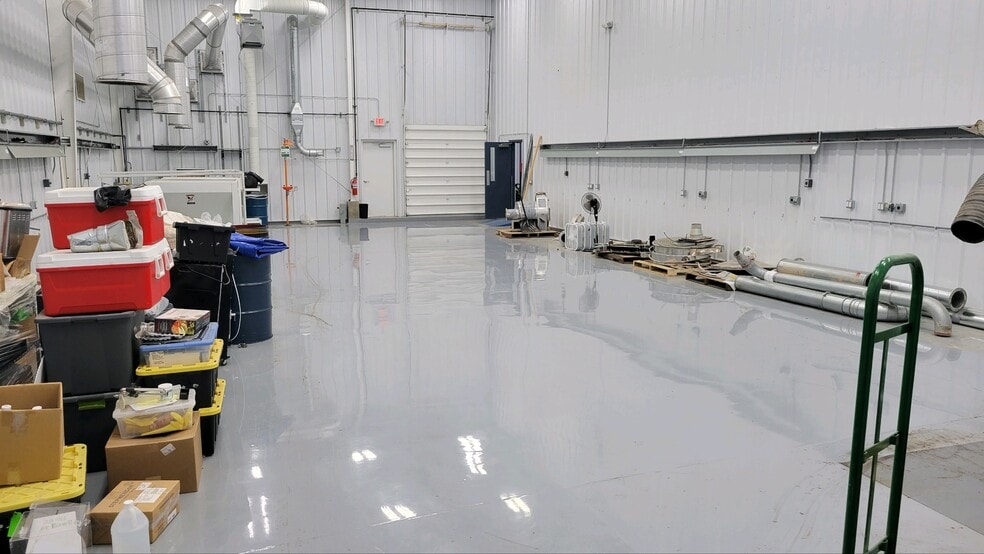 More Photos Of 2758 3 Mile Rd, Grand Rapids Manufacturing For Sale