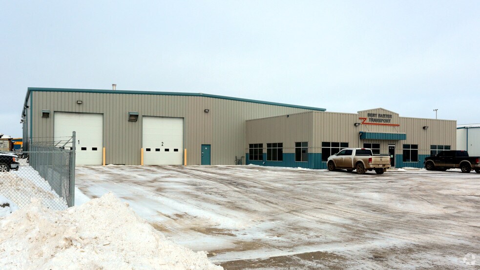 More Photos Of 3902 75th Ave, Leduc Manufacturing For Sale
