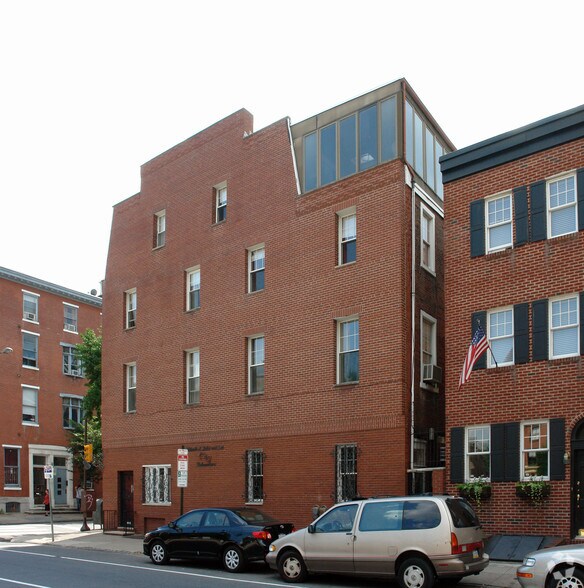 More Photos Of 1701 Pine St, Philadelphia Storefront Retail Residential For Sale