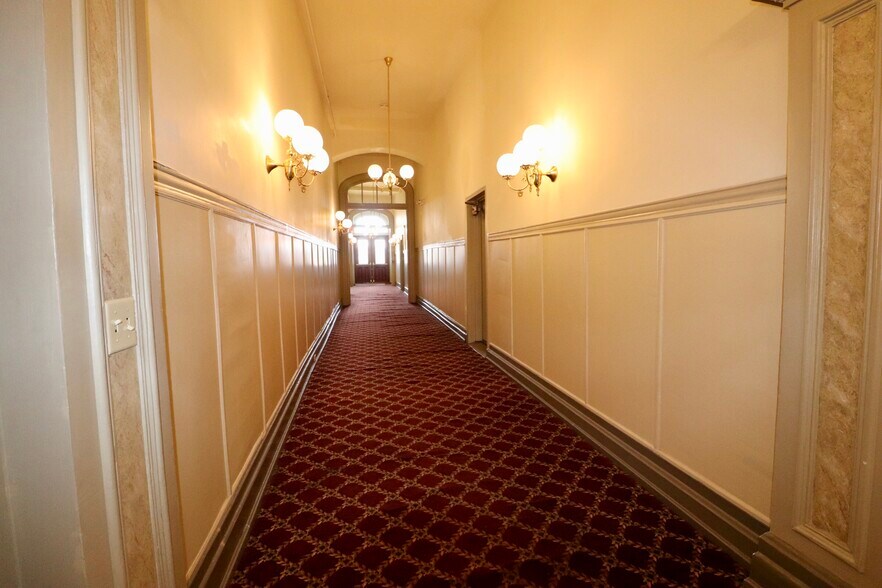 More Photos Of 800 W 4th St, Williamsport Medical For Lease