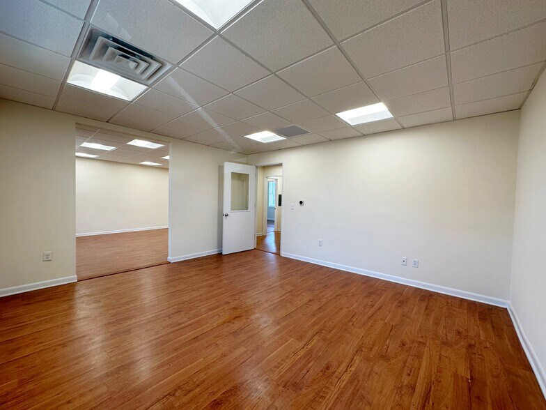 More Photos Of 15 Valley St, South Orange Office For Lease