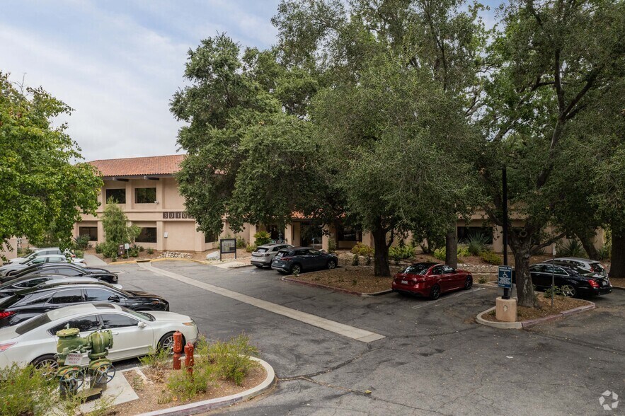 More Photos Of 30101 Agoura Ct, Agoura Hills Office For Lease