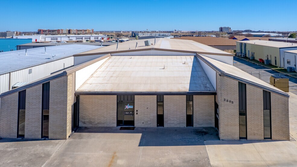 More Photos Of 2805 Broce Dr, Norman Warehouse For Sale