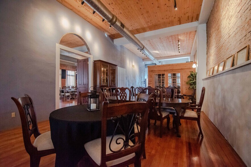 More Photos Of 322 E Don Tyler Ave, Dewey Storefront For Sale