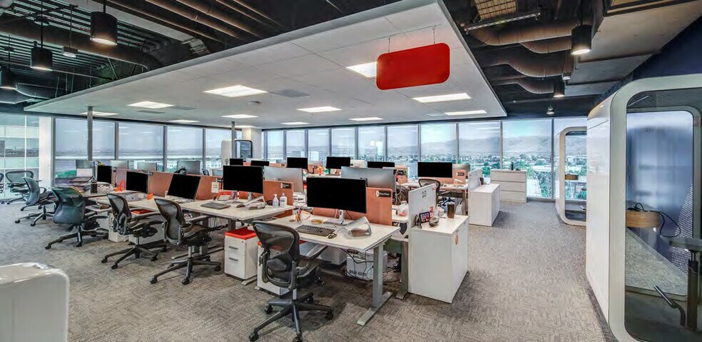 More Photos Of 6220 America Center Dr, San Jose Office For Lease