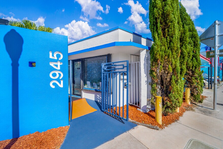 More Photos Of 2945 SW 8th St, Miami Medical For Sale