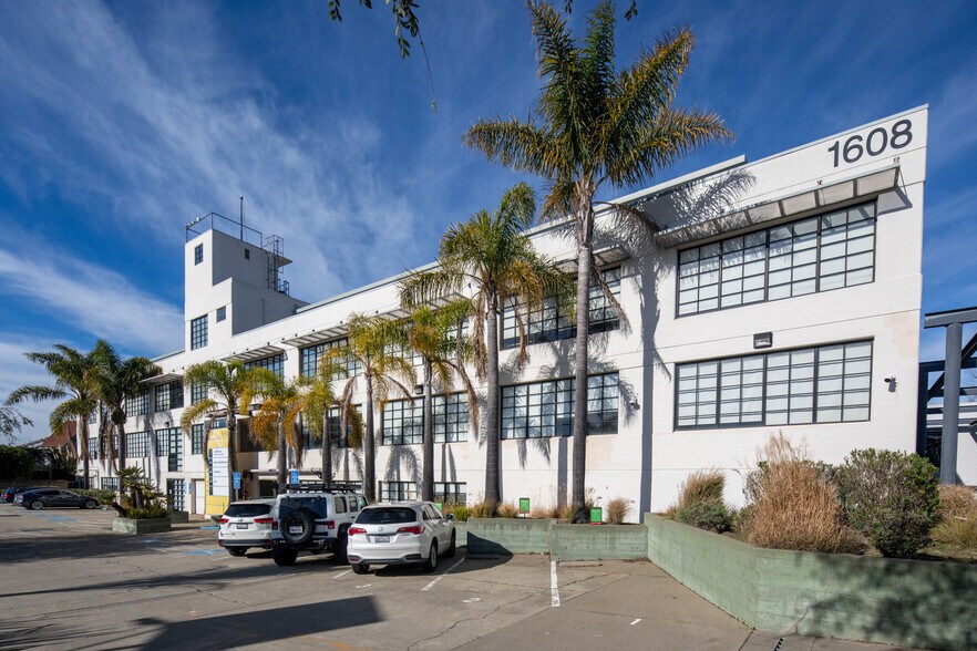 More Photos Of 1608 4th St, Berkeley Office For Lease