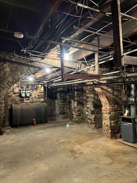 More Photos Of 817 N Howard St, Baltimore Storefront Retail Office For Sale