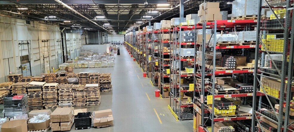 More Photos Of 29 Elizabeth Dr, Chester Distribution For Lease