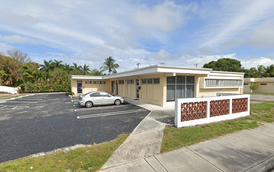 More Photos Of 3514-3518 Broadway, West Palm Beach Office For Lease