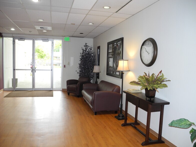 More Photos Of 410 11th Ave SE, Olympia Office For Lease
