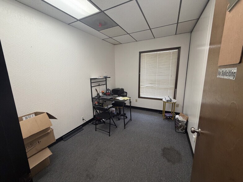 More Photos Of 6702 Inglewood Ave, Stockton Office For Lease