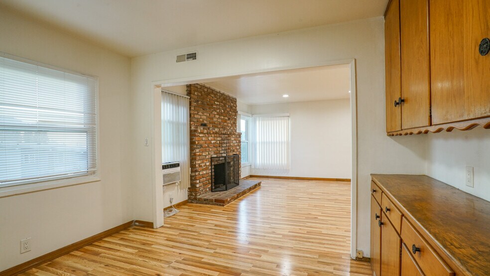 More Photos Of 1801-1809 Verdugo Loma Dr, Glendale Apartments For Sale