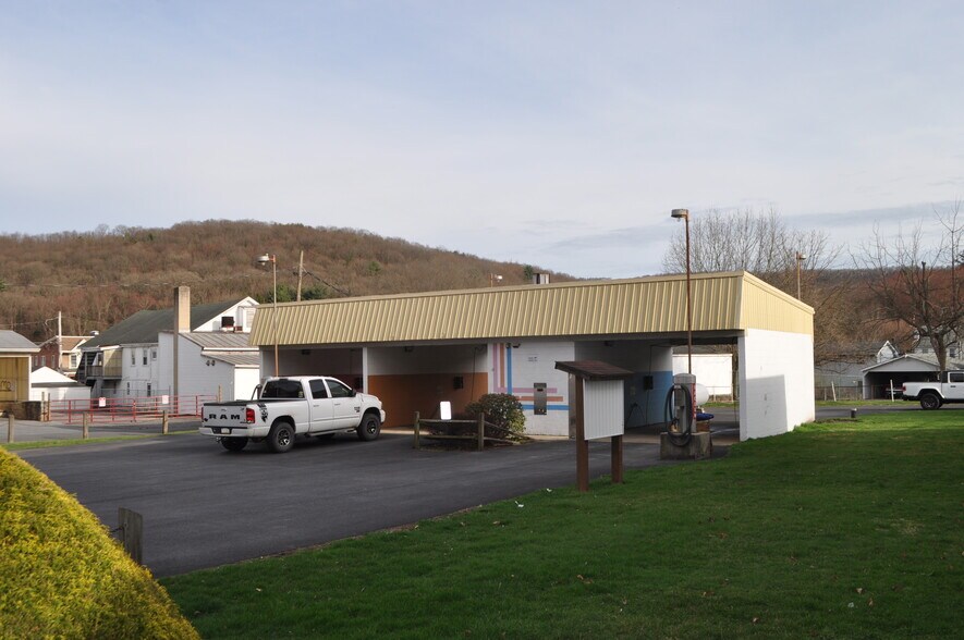 Primary Photo Of 19 Main Hwy, Tremont Carwash For Sale