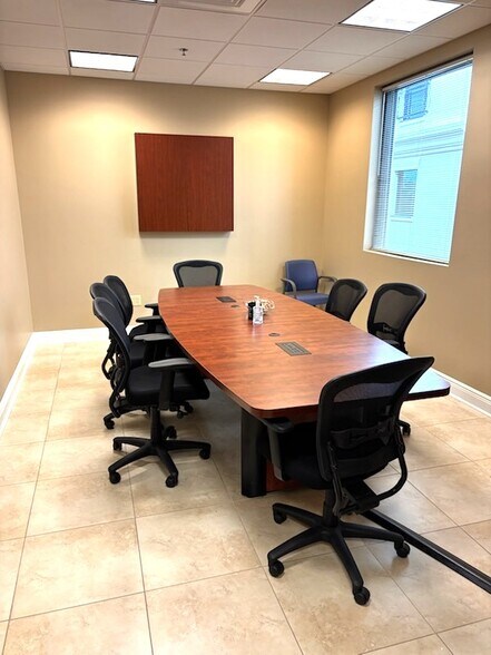 More Photos Of 1515 International Pky, Lake Mary Office For Sale