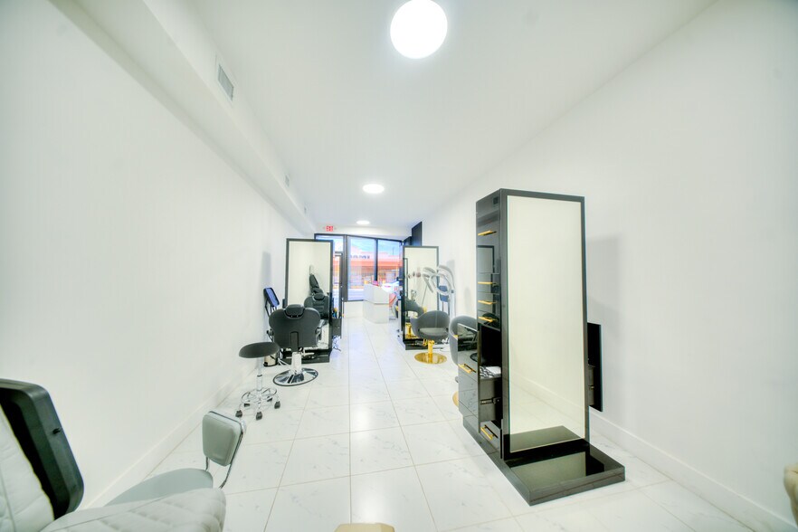 More Photos Of 6471 SW 8th St, West Miami General Retail For Sale
