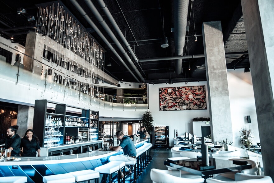 More Photos Of 151 1St Ave S, Nashville Restaurant For Sale